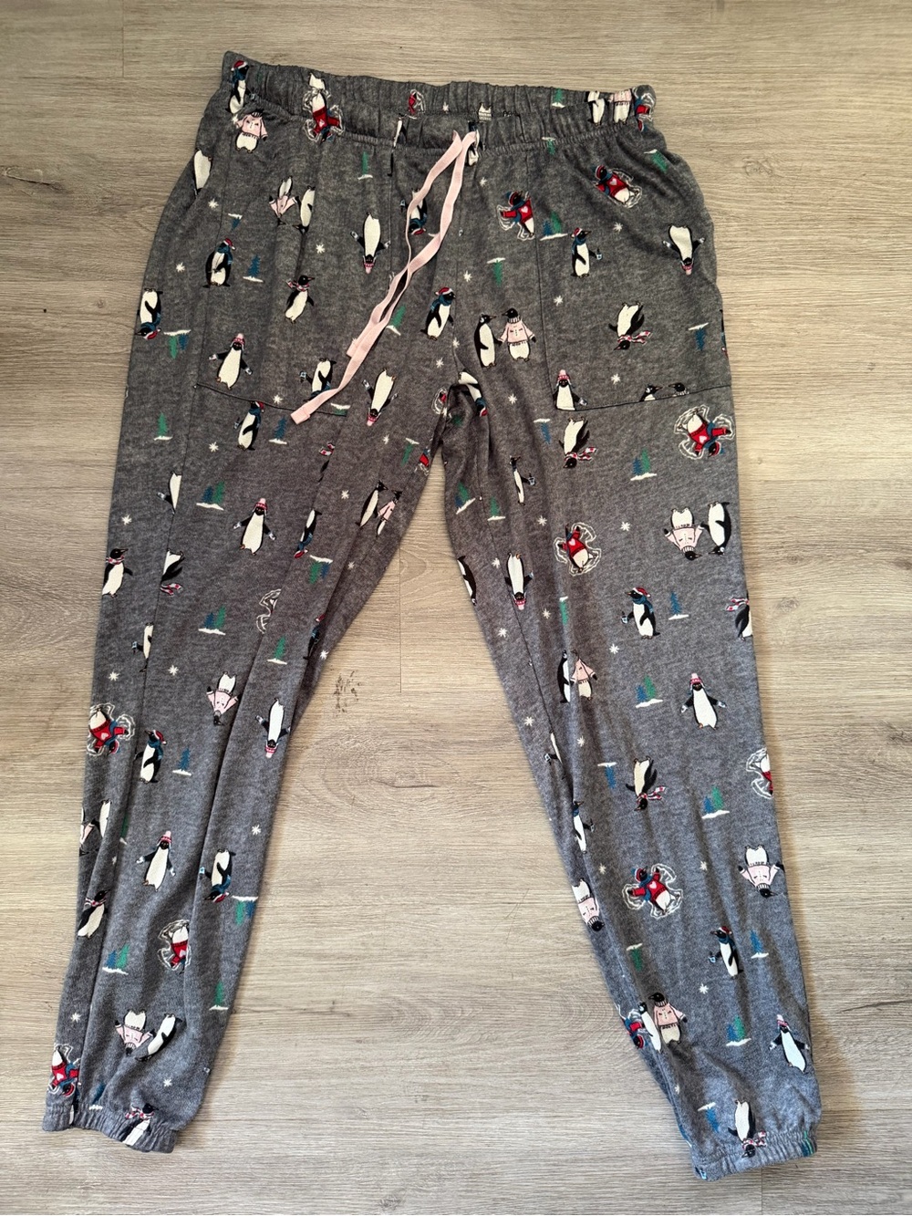 & Other Stories Gray Penguin Print Joggers with Pink Drawstring